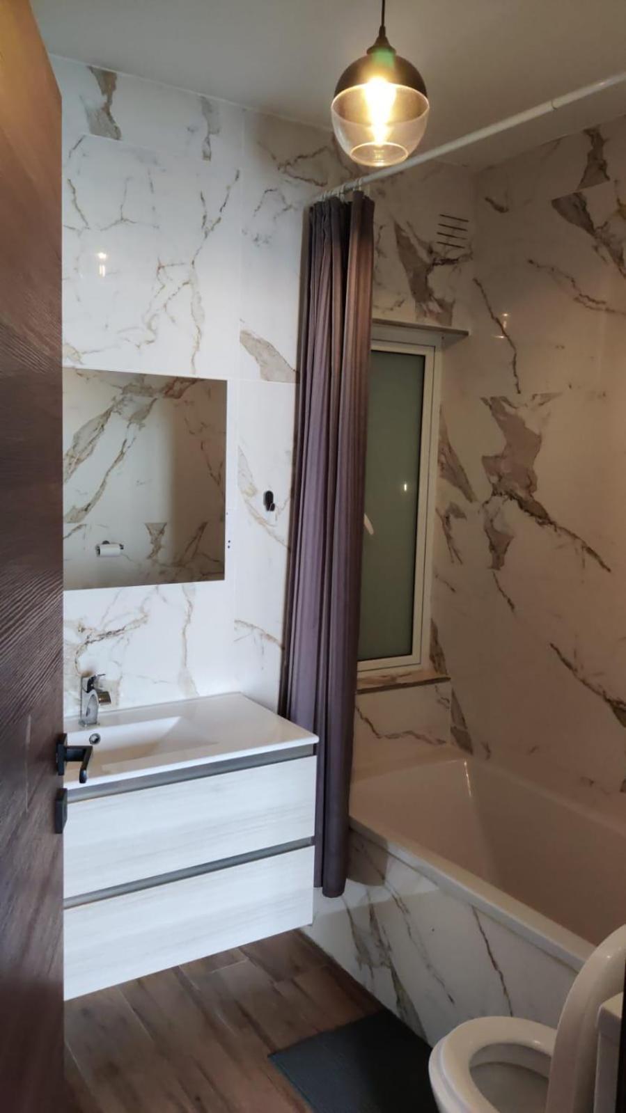 Homestay Airport Oasis: Private En-suite With Self Check-in *